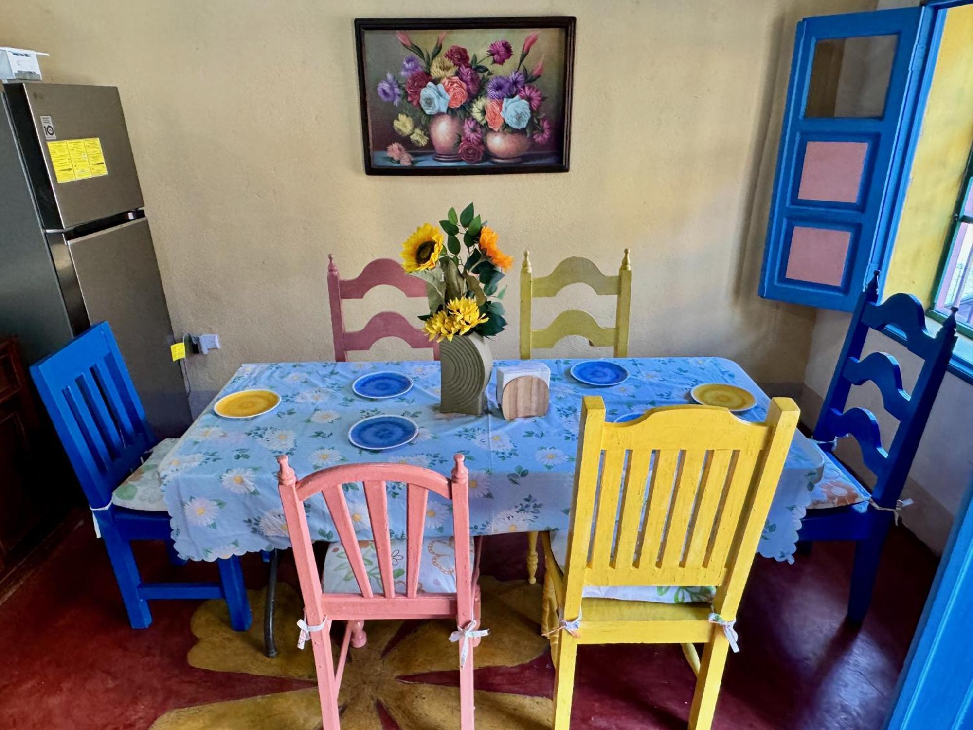 Hostal Los Girasoles By Hostal Inn 플로레스 외부 사진